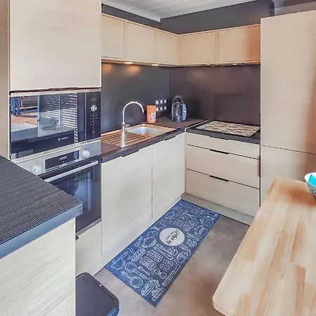 Amazing In With Kitchen Сasa de vacaciones *